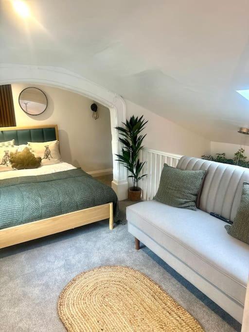 Cosy Stylish Studio Apartment Trowbridge Exterior photo